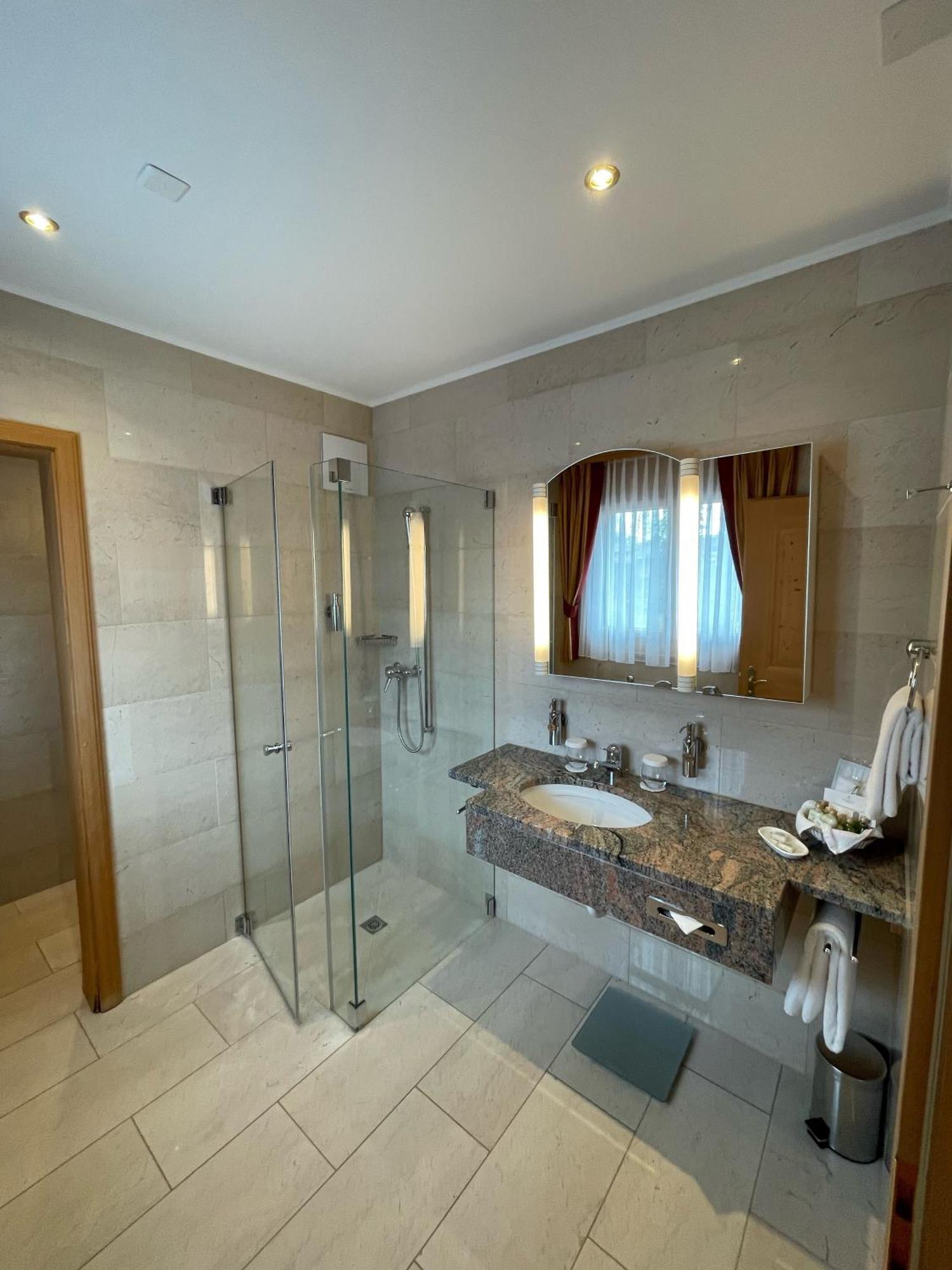 Hotel Vereina โคลสเตอร์ ภายนอก รูปภาพ