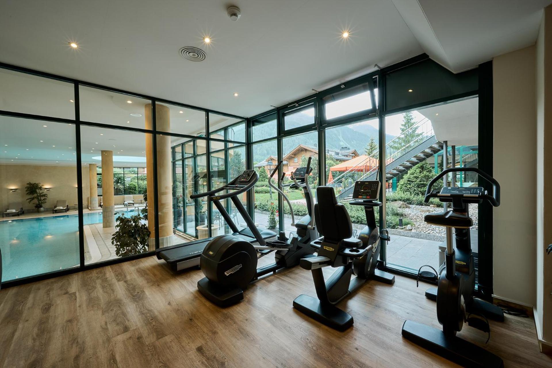 Hotel Vereina โคลสเตอร์ ภายนอก รูปภาพ